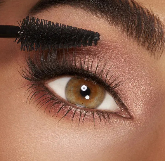 Kiko Milano apimtį didinantis tušas volumeyes+