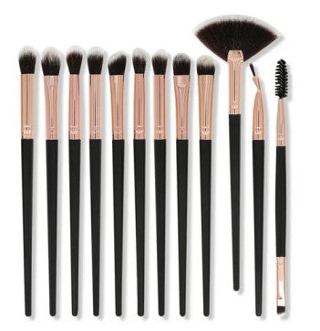 12 vnt minkštų makiažo šepetėlių rinkinys