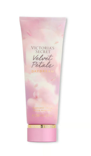 Velvet Petals Daydream kūno losjonas