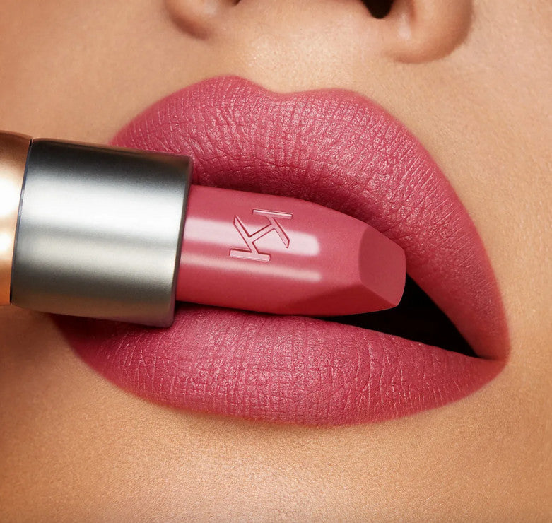 Kiko Milano kreminiai lūpų dažai velvet passion, spalva 329