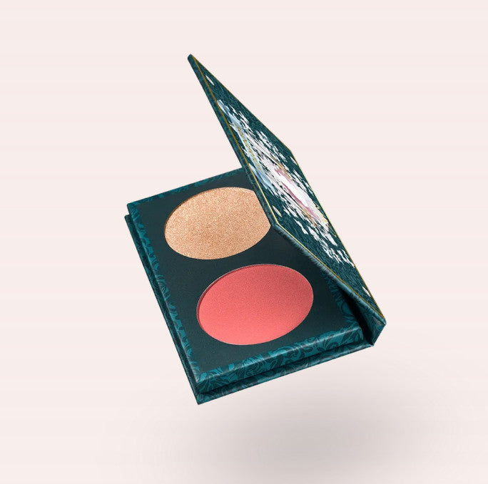 Kiko Milano Bridgerton Bouquet skaistalų ir highliterio paletė, atspalvis 01