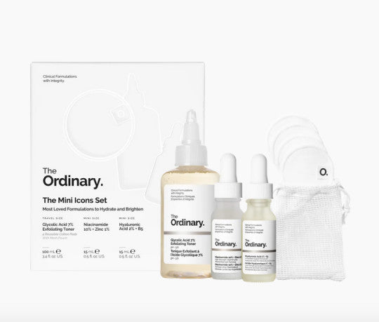 The Ordinary miniatiūrinių herojų produktų trejetas su daugkartinio naudojimo vatos diskeliais, skirtas netolygiam odos tonui skaistinti ir drėkinti „The Mini Icons Set“